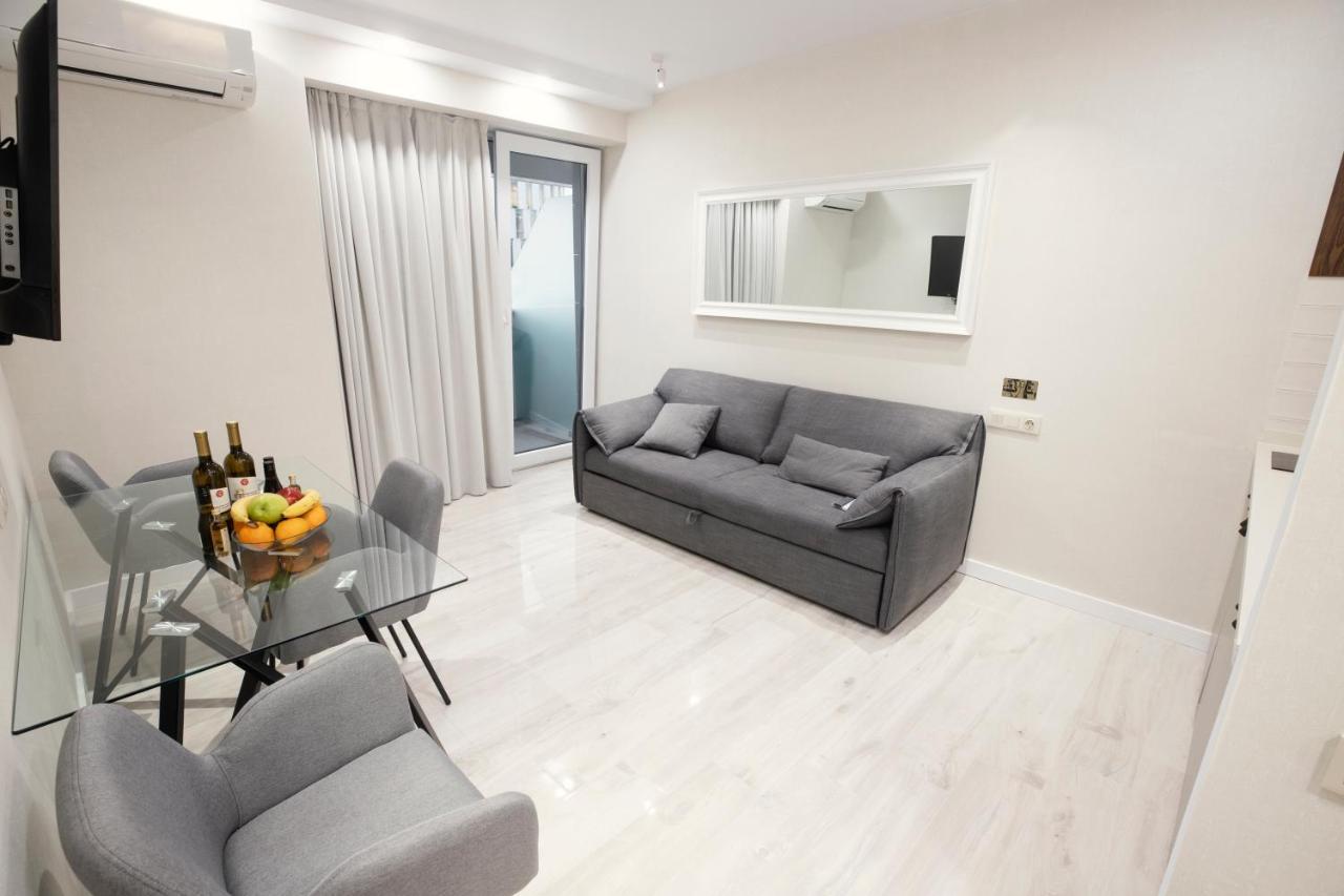 Gq Apartments On First Line Batumi Exterior photo